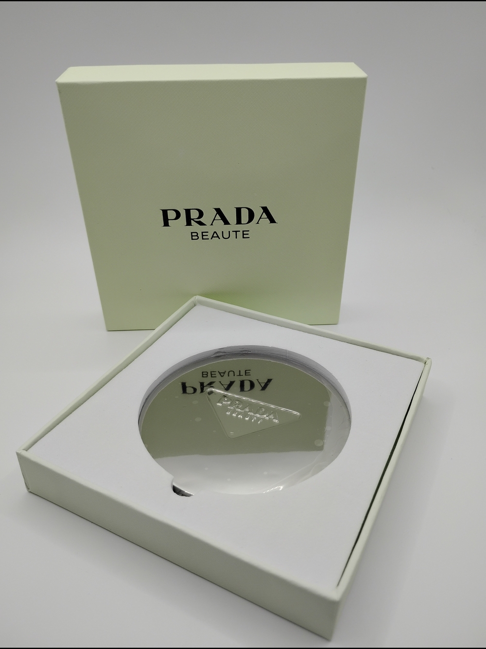 Prada Silver Compact Mirror BRAND NEW WITH THE BOX - Picture 5 of 7